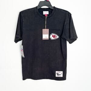 Mitchell & Ness Kids NFL Kansas City Chiefs Short Sleeve T Shirt Size XL